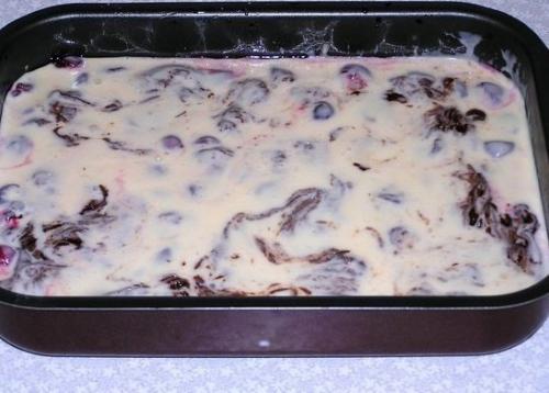 Брауни с творогом и вишней. 05