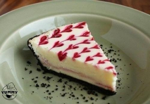 Красивейший чизкейк из белого шоколада.