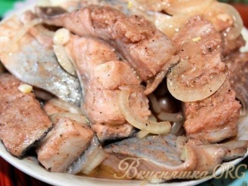Селедка по-корейски. Очень вкусная получается селедка.