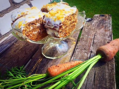 Рецепт морковного торта. Влажный морковный торт.