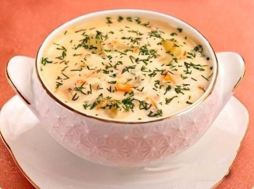 Cуп из плавленыx сырков.

