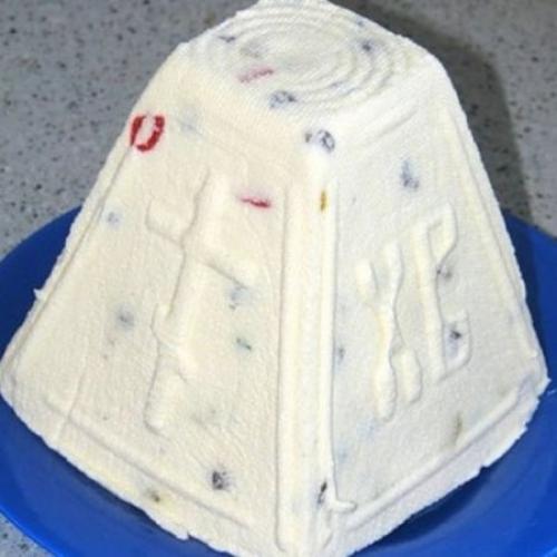 Творожная пасха с изюмом и сгущенкой (без яиц.