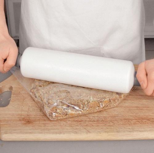 Баноффи пай.  Впервые баноффи пай приготовили в пабе Голодный Монах в эссексе в 1972 году, и с тех пор там были съедены тонны этого десерта. 01