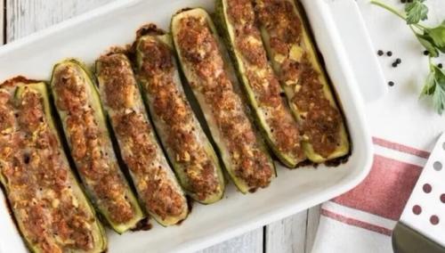 Лодочки из кабачков.
