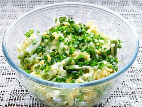 Салат свежесть.  Ингредиенты: 07