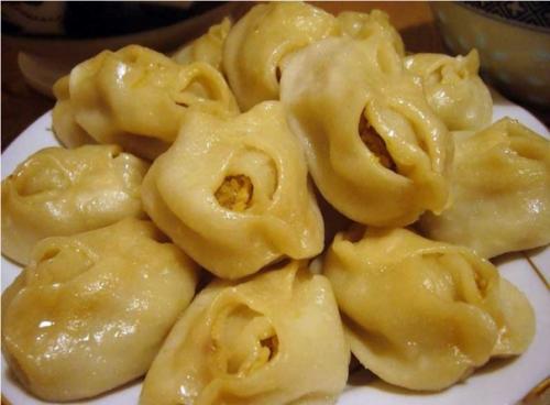 Манты со свининой.