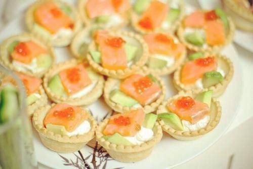 Тарталетки?   1. тарталетки с икрой.