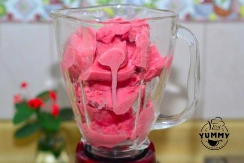 Клубничное мороженое.  Вам потребуется: 08