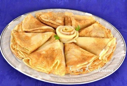 Блины с сахаром и маслом от Елены Калининой.