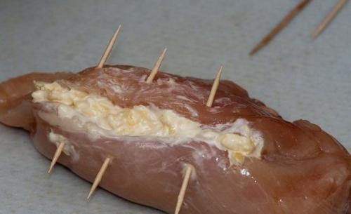 Красиво подобранная вечерняя прическа, делает наш образ завершенным и гармоничным, подчеркивая индивидуальность. 04