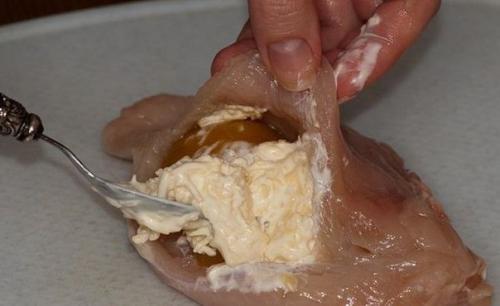 Красиво подобранная вечерняя прическа, делает наш образ завершенным и гармоничным, подчеркивая индивидуальность. 03