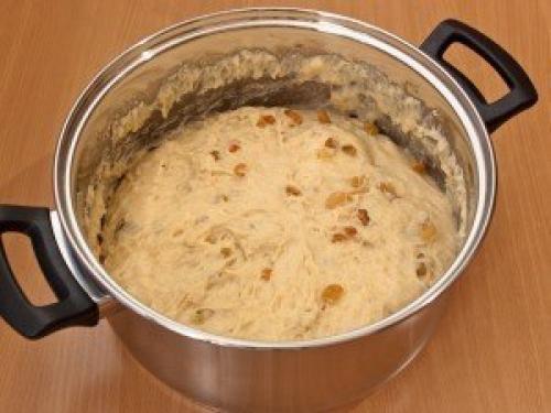 Сдобные куличи.  Ингредиенты: 07