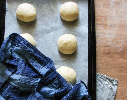 Рецепт домашних булочек для гамбургеров. 03