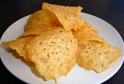 Простые сырные чипсы. 03