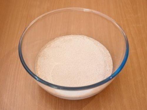 Сдобные куличи.  Ингредиенты: 01