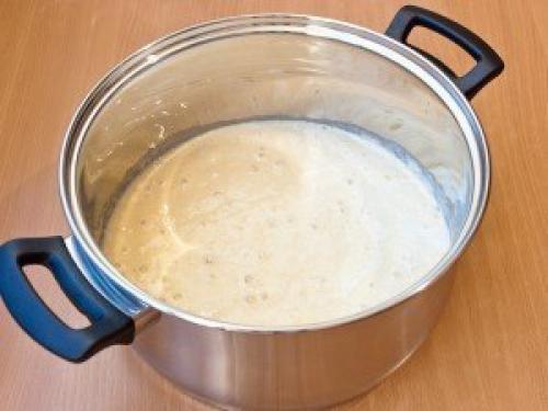 Сдобные куличи.  Ингредиенты: 05