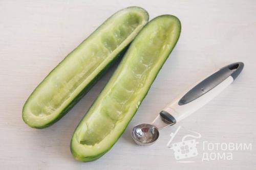 Праздничная закуска из свежего огурца со сливочным сыром. 01