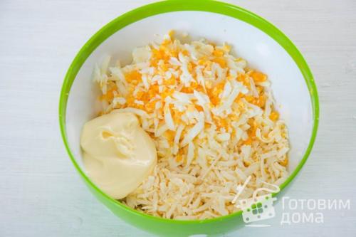 Салат с копченой курицей и помидорами Яркий Праздник. 03