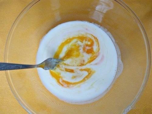 Пирог с колбасой и сыром на кефире. 04