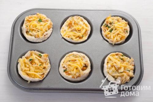 Творожные булочки с курицей и лисичками. 09