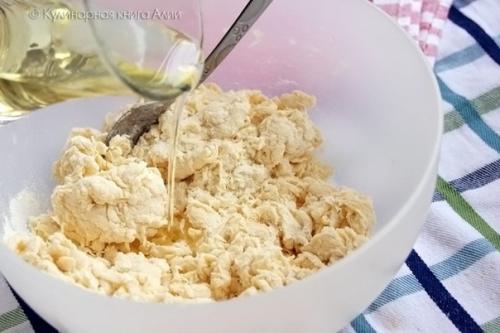 Чебуреки Крымские.  Понадобится: (на 10-12 штук). 01