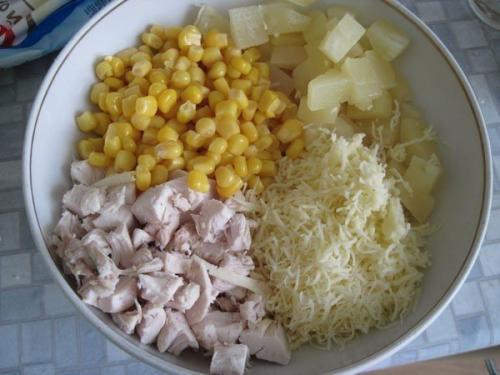 Орешки из творожного теста.