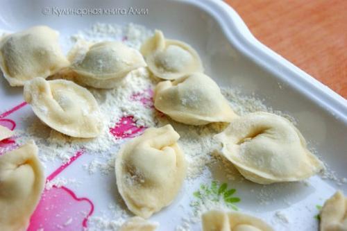 Дюшбара ( азербайджанские пельмени) и суп с пельменями. 02