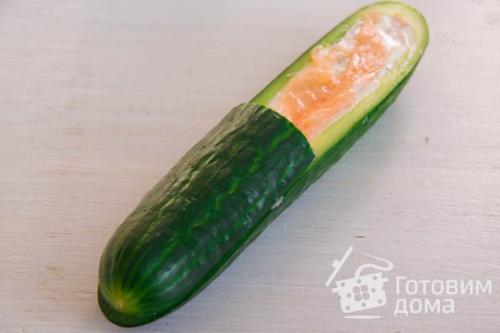 Праздничная закуска из свежего огурца со сливочным сыром. 05