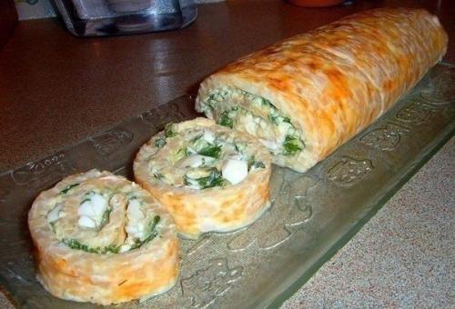 Нежный рулет для любителей кальмаров?