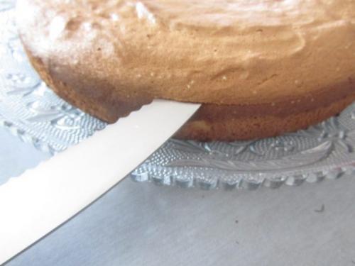 Июньский торт.  Отличный бисквит со свежей клубникой. 02