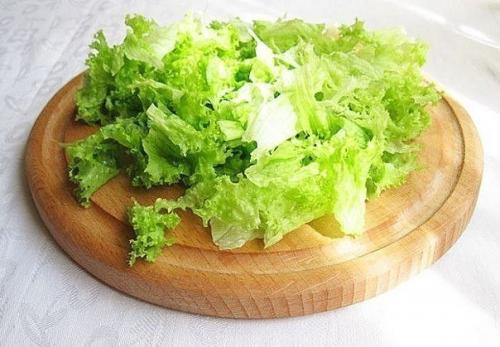 Салат из курицы с ананасами. 02