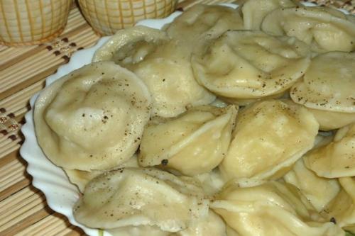 Домашние пельмени.  Очень вкусные, сочные домашние пельмени. 08