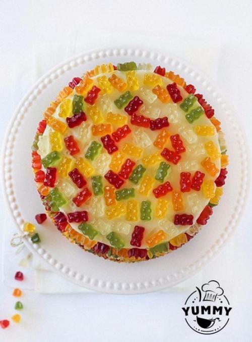 Праздничный торт Мишки Гамми. 01