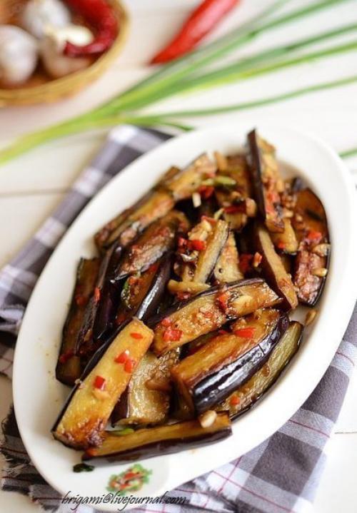 Баклажаны в остром чесночном соусе. 06