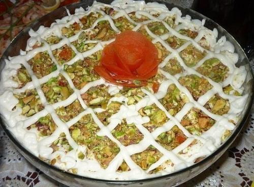 Салат золотой розан.