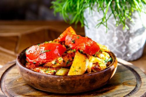 Оджахури.  Ингредиенты:   Свинина (свиная шея) - 500 г. 07