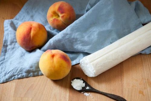 Слойки с персиками. 01