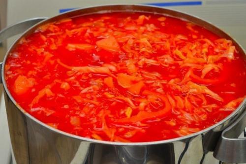 Украинский борщ.  Ингредиенты: 08