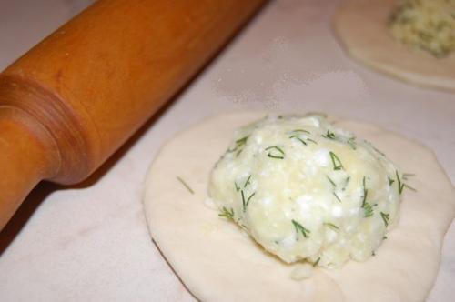 Хычины с Сыром и Зеленью, и еще с Картошкой и Зеленью. 01