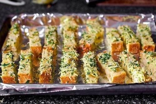 Английский завтрак - яйцо в мешочек с гренками. 04