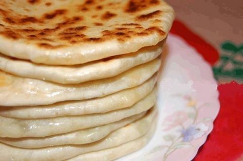 Хычины с Сыром и Зеленью, и еще с Картошкой и Зеленью.