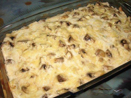 Куриная запеканка с грибами.