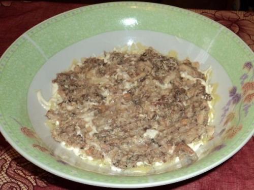 Салат Мимоза. Ингредиенты: 02 Салат Мимоза. Ингредиенты: 02