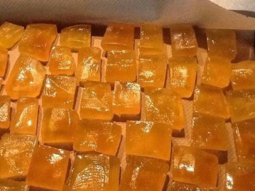 Цукаты из арбузных корок.

