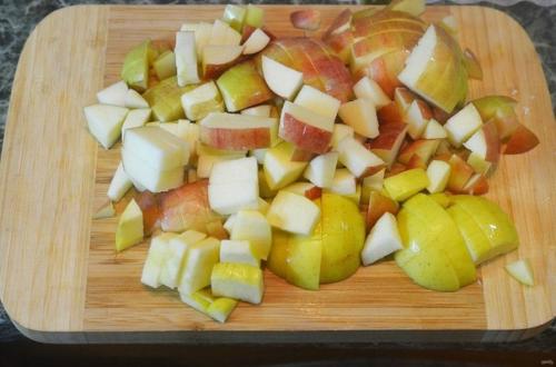 Яблочка шарлотка.  В холодильнике мы ищем: 04