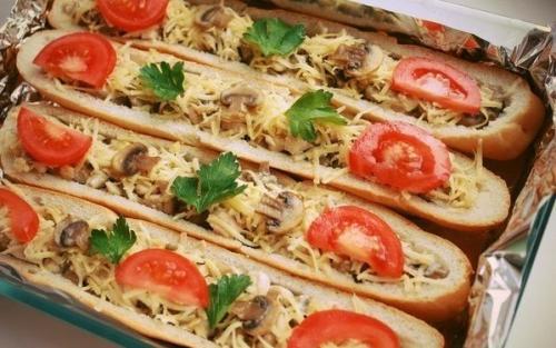 Багет, фаршированный курочкой и грибами. 03