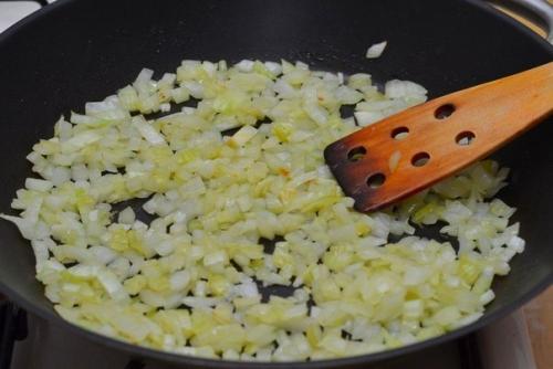 Украинский борщ.  Ингредиенты: 06