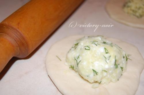 Хичины с сыром и зеленью. 01