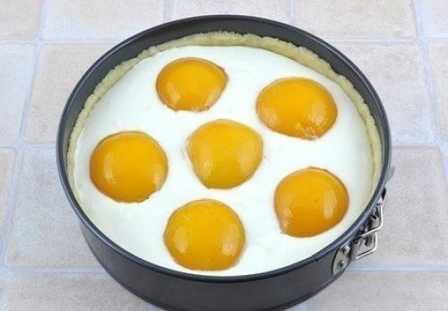 Обалденный творожный пирог с персиками. 07