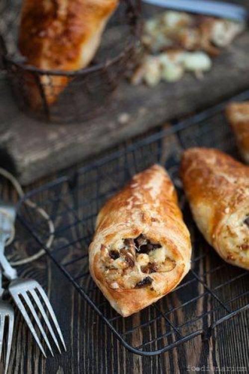 Пирожки с грибами.